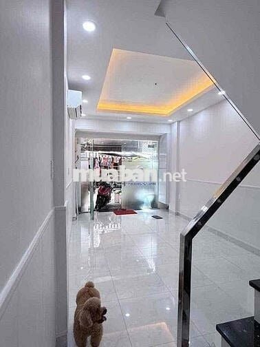 Nhà Ngay Chợ Hẻm Xe Hơi Nguyễn Thiện Thuật, Phường 3, Quận 3