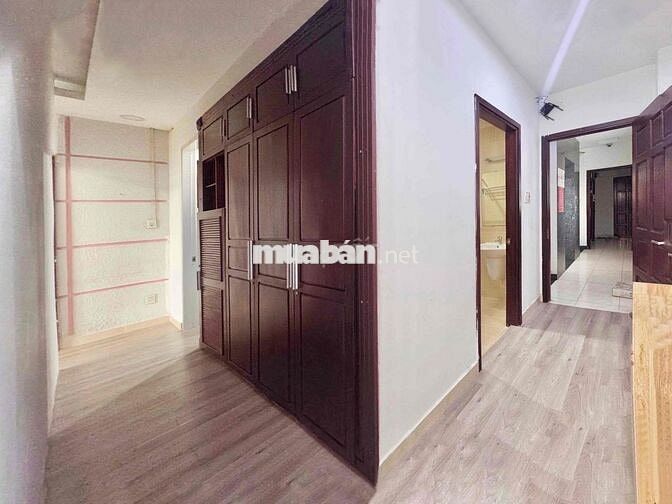 Chính chủ cho thuê full nội thất 2PN tách bếp có ban công khu sân bay