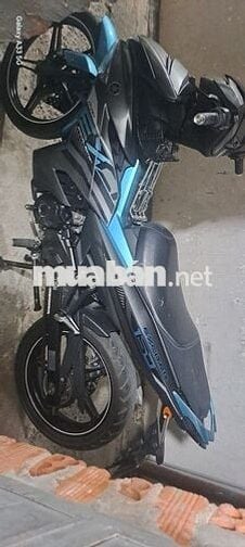 cần bán 1 e Exciter  năm 2020. Xe chính chủ nha.