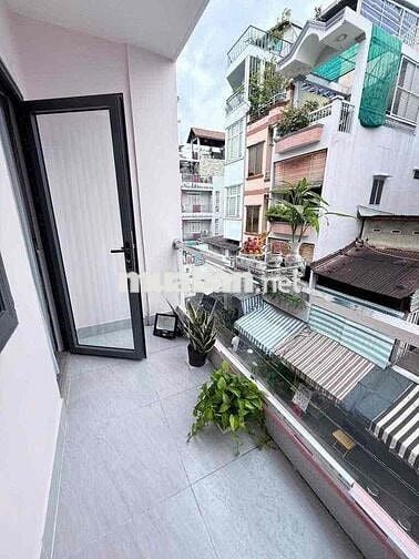 Nhà Ngay Chợ Hẻm Xe Hơi Nguyễn Thiện Thuật, Phường 3, Quận 3