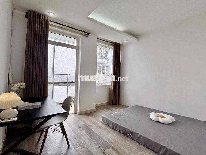 Chính chủ cho thuê full nội thất 2PN tách bếp có ban công khu sân bay