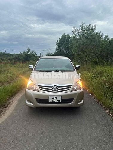 Toyota Innova 2009 G - 306501 km