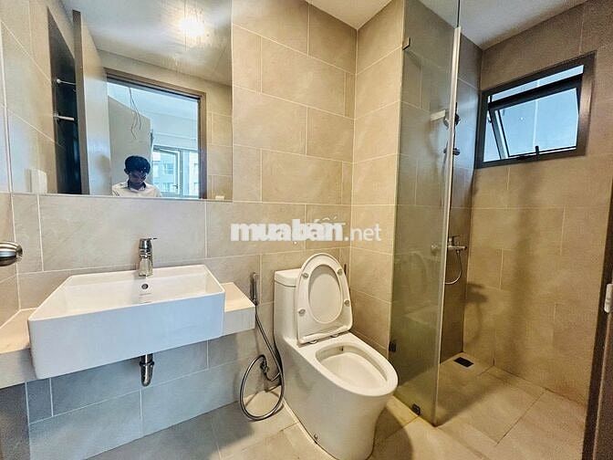 Căn hộ West gate An gia 59m2 2 PN có máy lạnh tặng kèm tủ lạnh