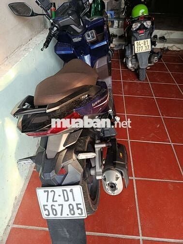 cần tiền bán gấp Vario 160 odo 12000km đời 2023