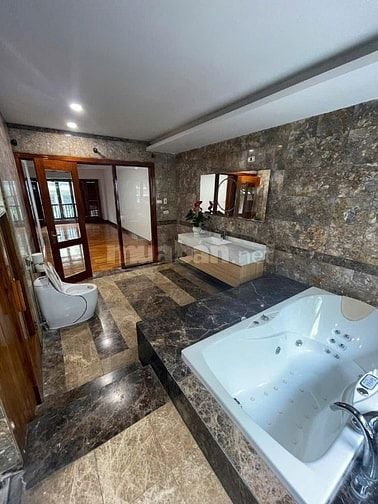 Ba Đình - Mặt Phố 7T Thang Máy - 2 Thoáng Cho Thuê 720Tr - 29.9Tỷ