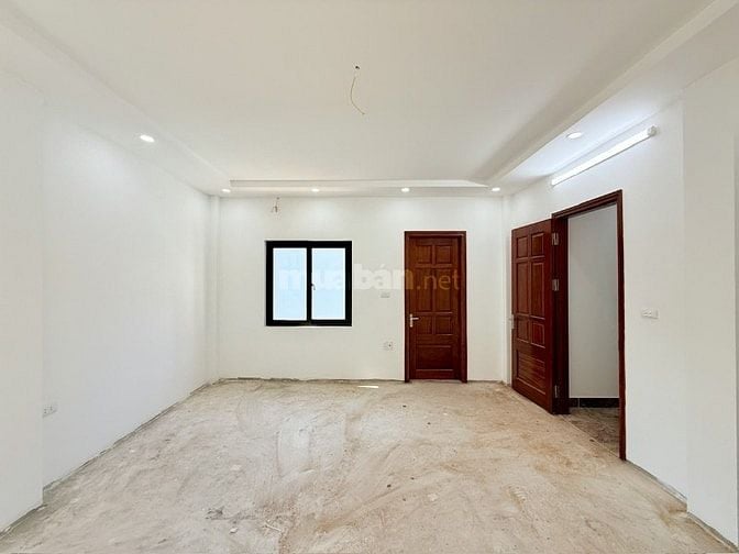 Bán nhà Ngõ Quỳnh Bạch Mai, Lô góc, Dt 42m2, 5t mt 5m, 7.8 tỷ.