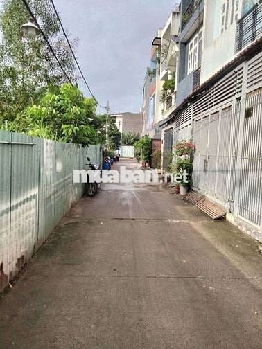 Cho thuê nhà hẻm đường 11 Linh Xuân, gần BV Hoàn mỹ, tthc Dĩ An