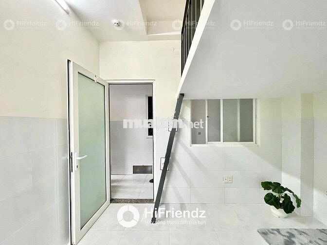 PHÒNG CÓ GÁC SẴN NỘI THẤT CÓ THANG MÁY NGAY GẦN ĐẠI HỌC VĂN HIẾN