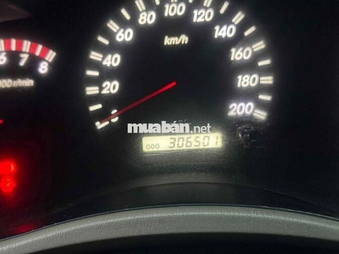 Toyota Innova 2009 G - 306501 km