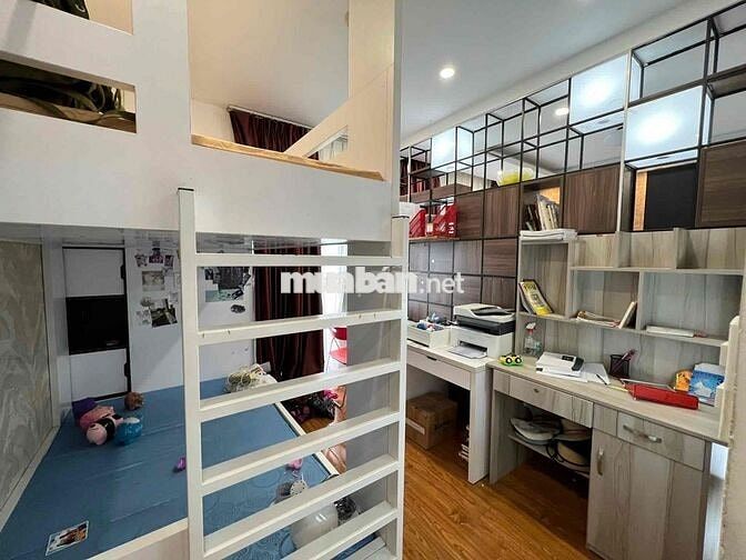 Garden Gate 2PN.2WC đầy đủ nội thất y hình giá còn TL