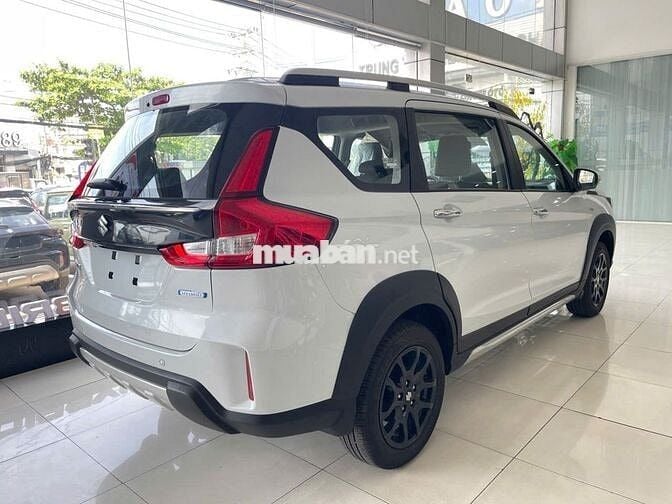 Suzuki XL7 Hybrid 2025 Trắng giao ngay chỉ 175 tr