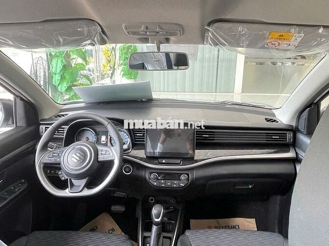 Suzuki XL7 Hybrid 2025 Trắng giao ngay chỉ 175 tr