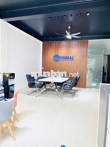 CHO THUÊ NHÀ LÔ GÓC 4 TẦNG - VỊ TRÍ VÀNG LÀM VĂN PHÒNG CHUYÊN NGHIỆP!