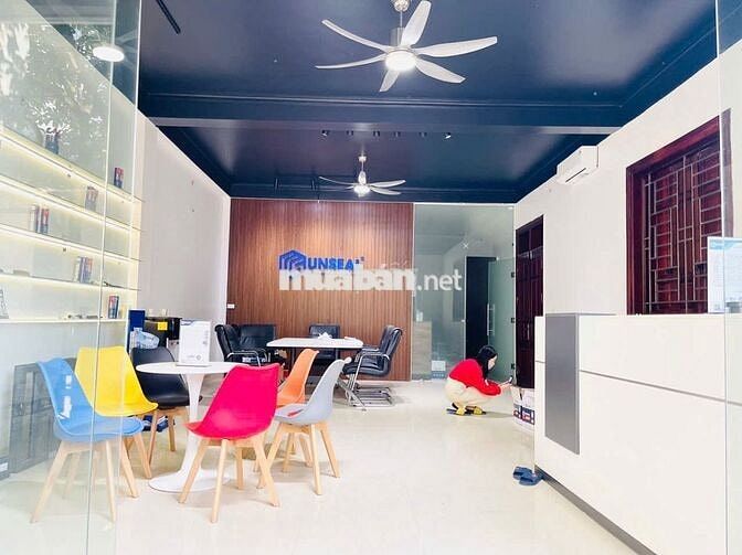 CHO THUÊ NHÀ LÔ GÓC 4 TẦNG - VỊ TRÍ VÀNG LÀM VĂN PHÒNG CHUYÊN NGHIỆP!