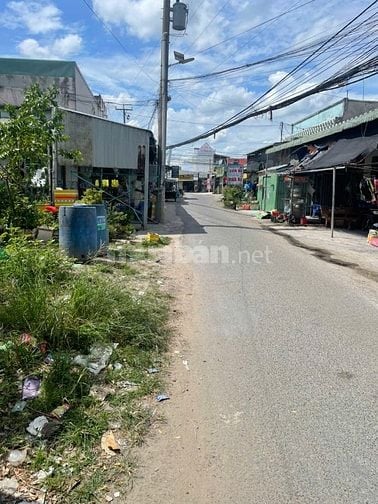 BÁN 18 PHÒNG TRỌ + ĐẤT XÂY NHÀ TRỌ ĐỨC HÒA HẠ TÂY NINH ( LONG AN ).