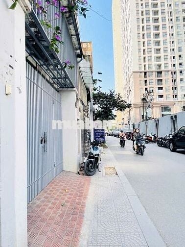 CHO THUÊ NHÀ LK16-19 PHÙ HỢP LÀM VĂN PHÒNG/KINH DOANH - VỊ TRÍ VÀNG!