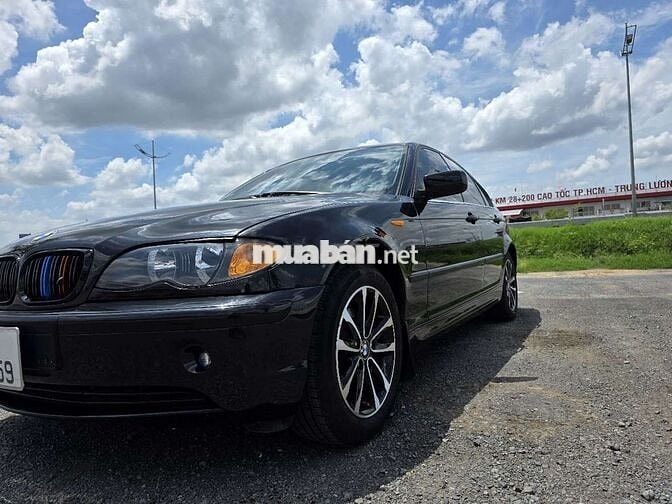 BMW 318i E46 2002 Số sàn Đen