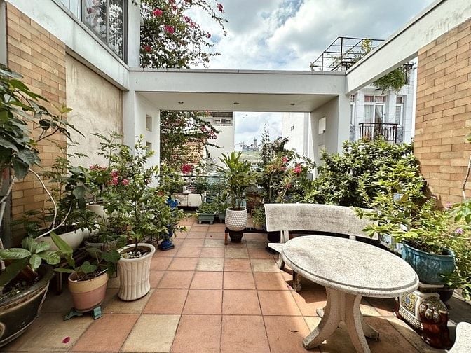  Sát mặt tiền Trần Quang Diệu 70m2 4 tầng 5PN khu VIP chỉ hơn 11 tỷ