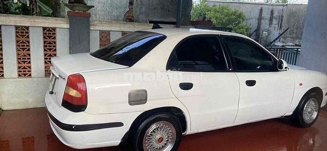 Daewoo Nubira 2000 1.6 SE MT - 100000 km