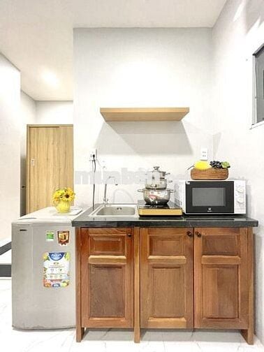 PHÒNG GIÁ TỐT SAU LƯNG LOTTE MART Q.7 NHÀ CÓ THANG MÁY - AN NINH CAO