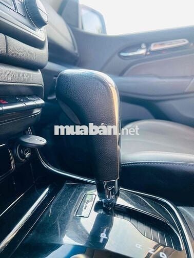 2 cầu stđ  Colorado 2017 High Country 2.8L 4x4 AT