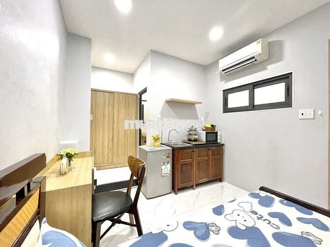 PHÒNG GIÁ TỐT SAU LƯNG LOTTE MART Q.7 NHÀ CÓ THANG MÁY - AN NINH CAO