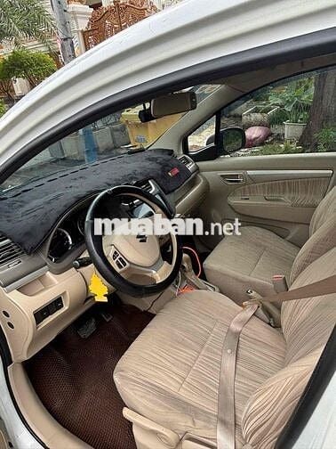 Suzuki Ertiga 2016 1.5L AT - 100000 km