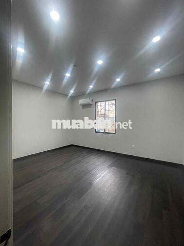 Cho thuê nhà 5,5x20 3 tầng tại CN1 gần Aeon Tân Phú