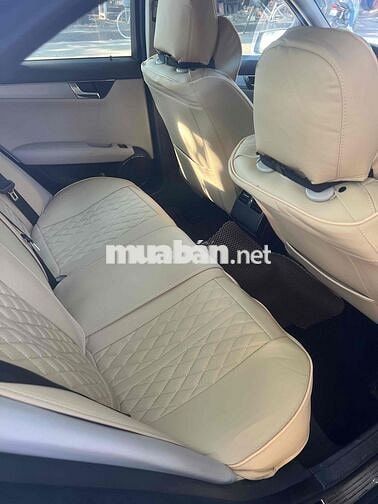 Mercedes Benz C Class 2010 C250 CGI - 11000 km