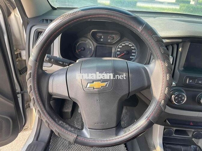 Chevrolet Colorado 2018 1 cầu Trắng