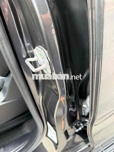 Ford Everest 2019 Titanium 2.0L AT 4x2 - 7800 km