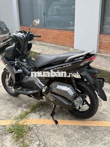 🌈 Airblade 4Val 2025–Mới lăn bánh 23km/ Mới 99%