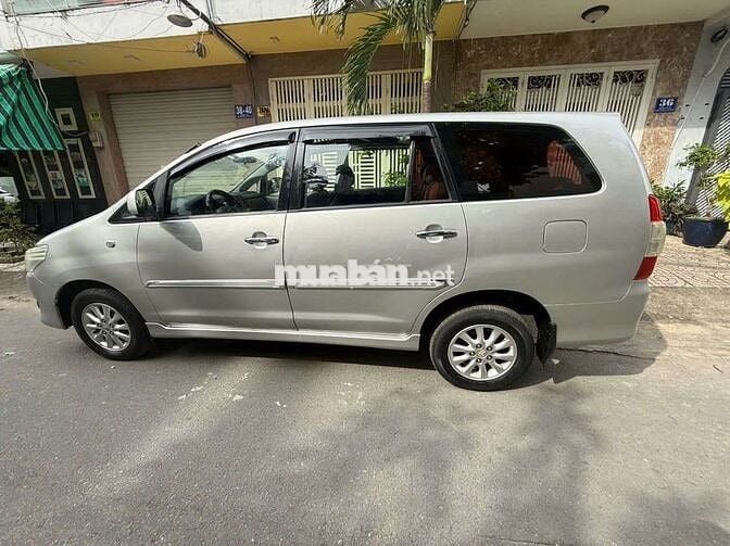 Toyota Innova 2013 bản E - 120 ngàn km
