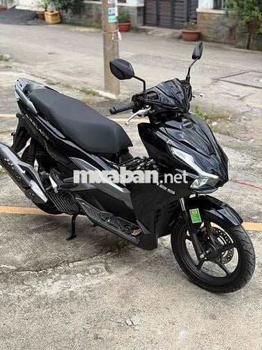 🌈 Airblade 4Val 2025–Mới lăn bánh 23km/ Mới 99%