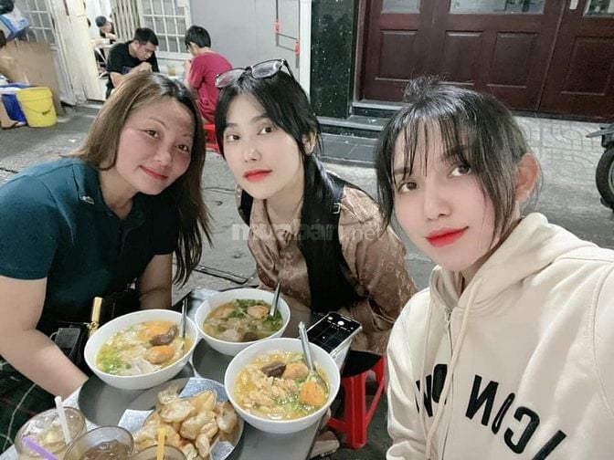 Quán ăn Quận 1 cần 3 nam nữ phục vụ 300-350k/ngày