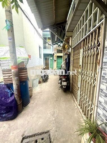 Nhà Q8 giá rẻ hiếm – 2 tầng 2pn 2wc – sổ hồng riêng – chỉ 2 tỷ 480