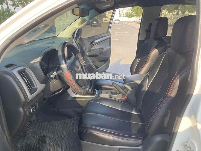 Chevrolet Colorado 2018 1 cầu Trắng