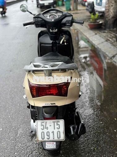 Honda Lead 2010 Vàng kem