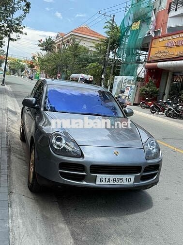 Porsche Cayenne Xám