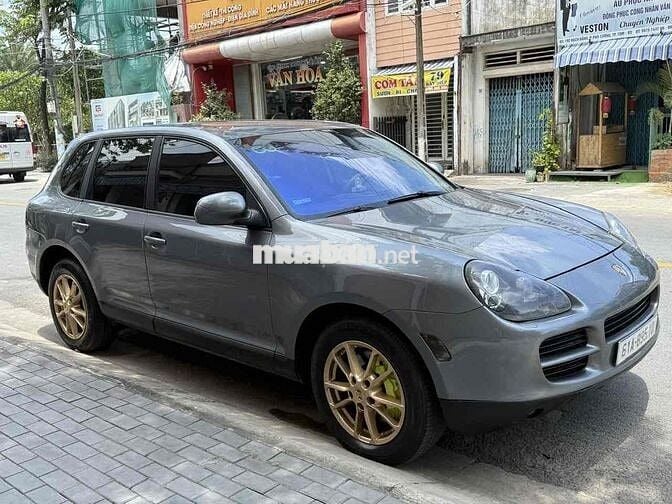 Porsche Cayenne Xám