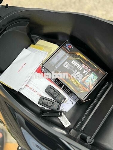 🌈 Airblade 4Val 2025–Mới lăn bánh 23km/ Mới 99%