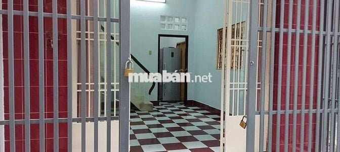 Nhà  2PN SƠN SỬA Mới Cho Khách Thuê CMT8 Quận 10