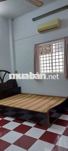 Nhà  2PN SƠN SỬA Mới Cho Khách Thuê CMT8 Quận 10