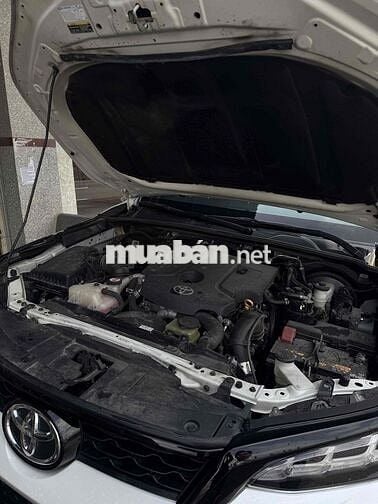 Toyota Fortuner 2021 Legender