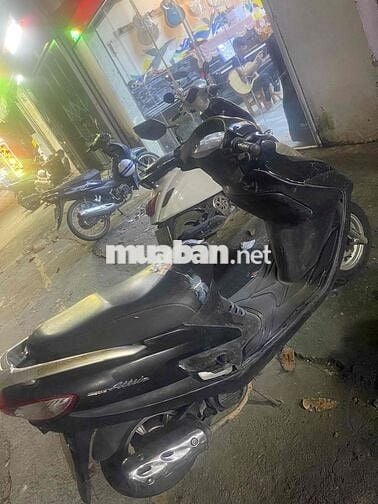 SYM Attila màu Đen