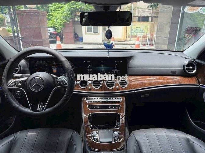 E cân bán Mercedes-Benz E200 sx 2021
