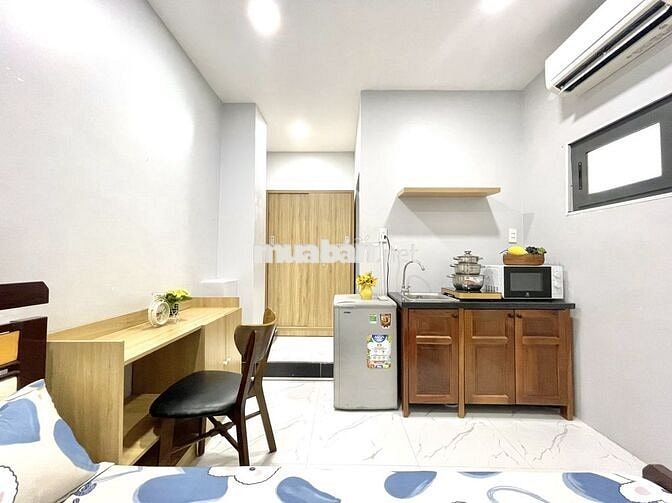 PHÒNG GIÁ TỐT SAU LƯNG LOTTE MART Q.7 NHÀ CÓ THANG MÁY - AN NINH CAO