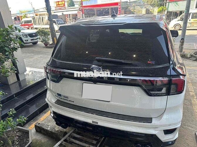 Ford Everest Bảng Full  4x4 Siêu Lướt Full Đồ Chơi