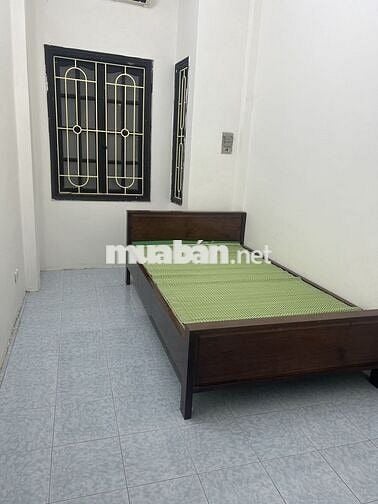 Chothuê nhà ngõ 370ThụyKhuê 4 tầng 2phòng ngủ 2 nhà vệsinh1p khách bếp