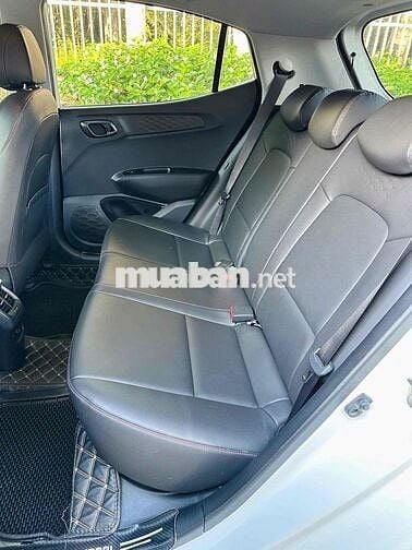 Hyundai Grand i10 2023 1.2 AT - 15000 km siêu mới